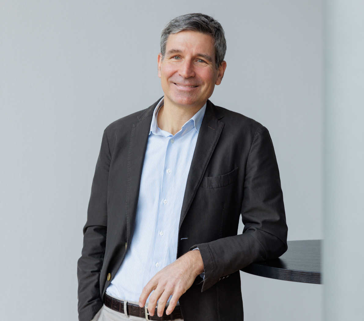 alt="Dr. Karl Peer Günther – Rechtsanwalt für Versicherungsrecht und Vertragsgestaltung"